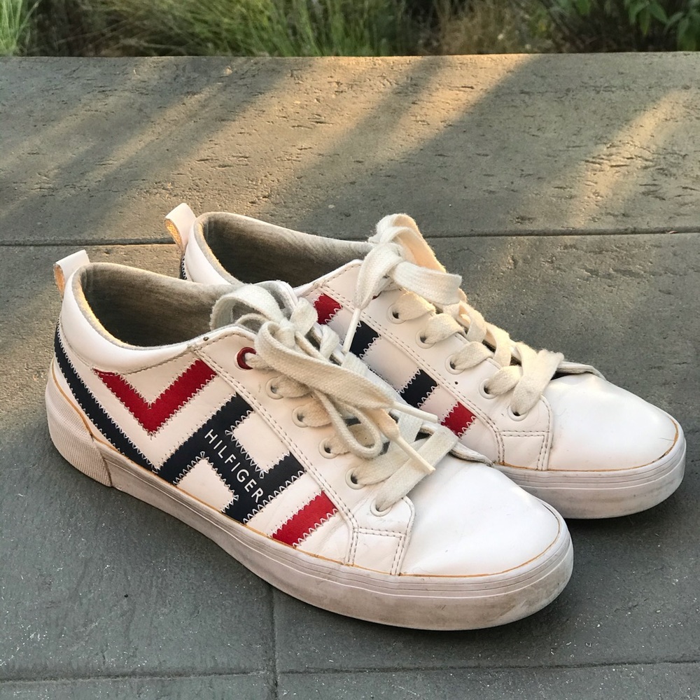 Tommy Hilfiger shoes 🍒